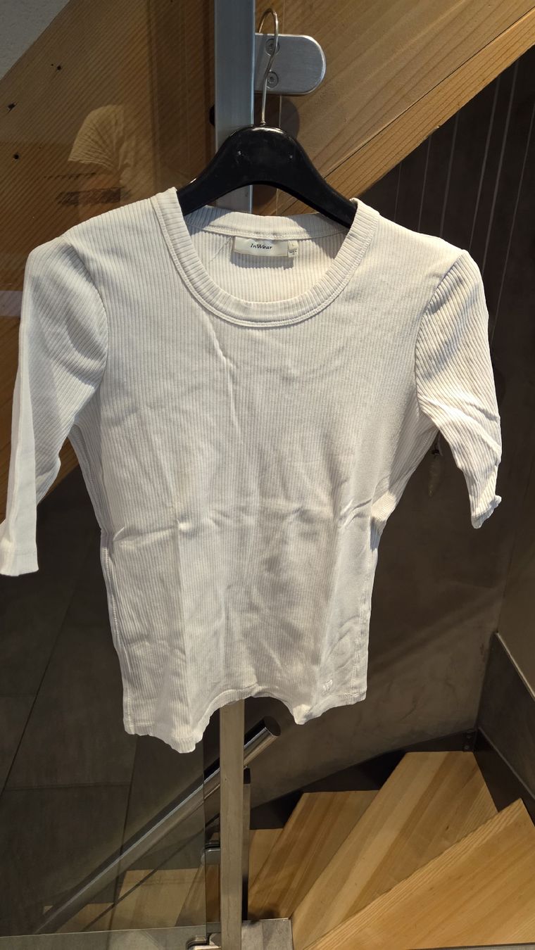 T-Shirts: InWear Shirt – Neu (gemäss Beschreibung) aus Winterthur von sandi99 1