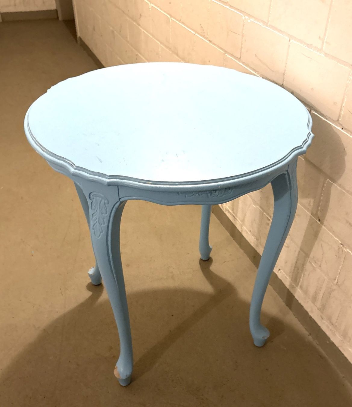 Tables: Tisch rund hellblau shabby chic – D'occasion à Glattbrugg par Ariel012 2