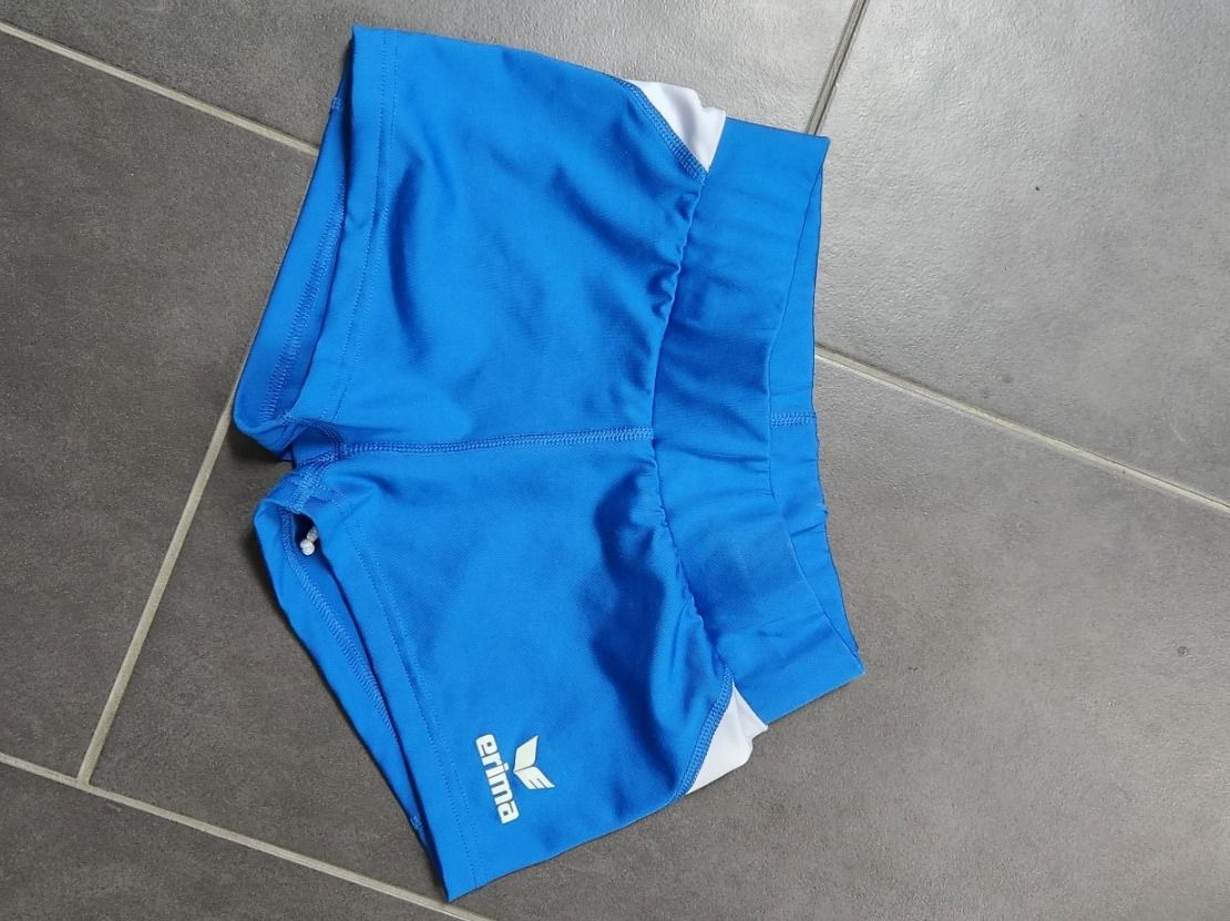 Pantaloni: Trainingshose Erima Gr. 34 – Usato da Lyss venduto da Urma5