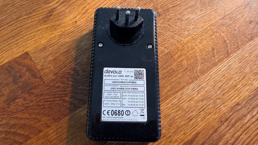 Devolo Unità & Adattatore: Devolo dLAN pro 1200+ WiFi (CH-Version, Schwarz) – Usato da Magglingen/Macolin venduto da Family_Le_Douairon 1