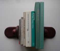 Konvolut von Büchern zum Thema Biologie und Tiere