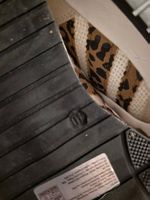 Neue Sneaker Turnschuhe Leo mit Gold Gr 40