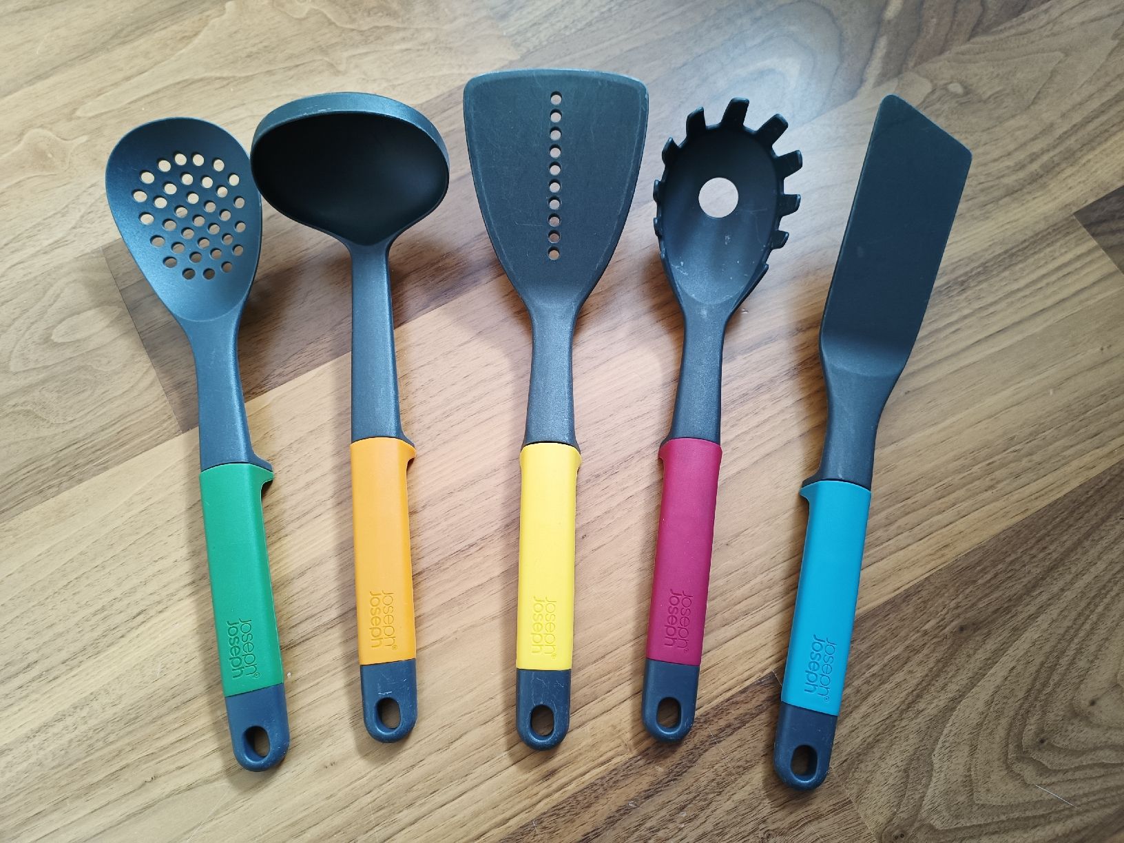 Joseph Joseph Elettrodomestici da cucina: Joseph Joseph Küchenhelfer Set, 5-teilig, stark gebraucht – Usato da Würenlos venduto da sanfrancisco27 1