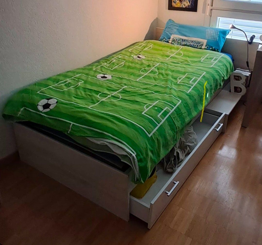 Letti: Jugendbett, 90x200 cm – Usato da Bassersdorf venduto da PatoArica 1