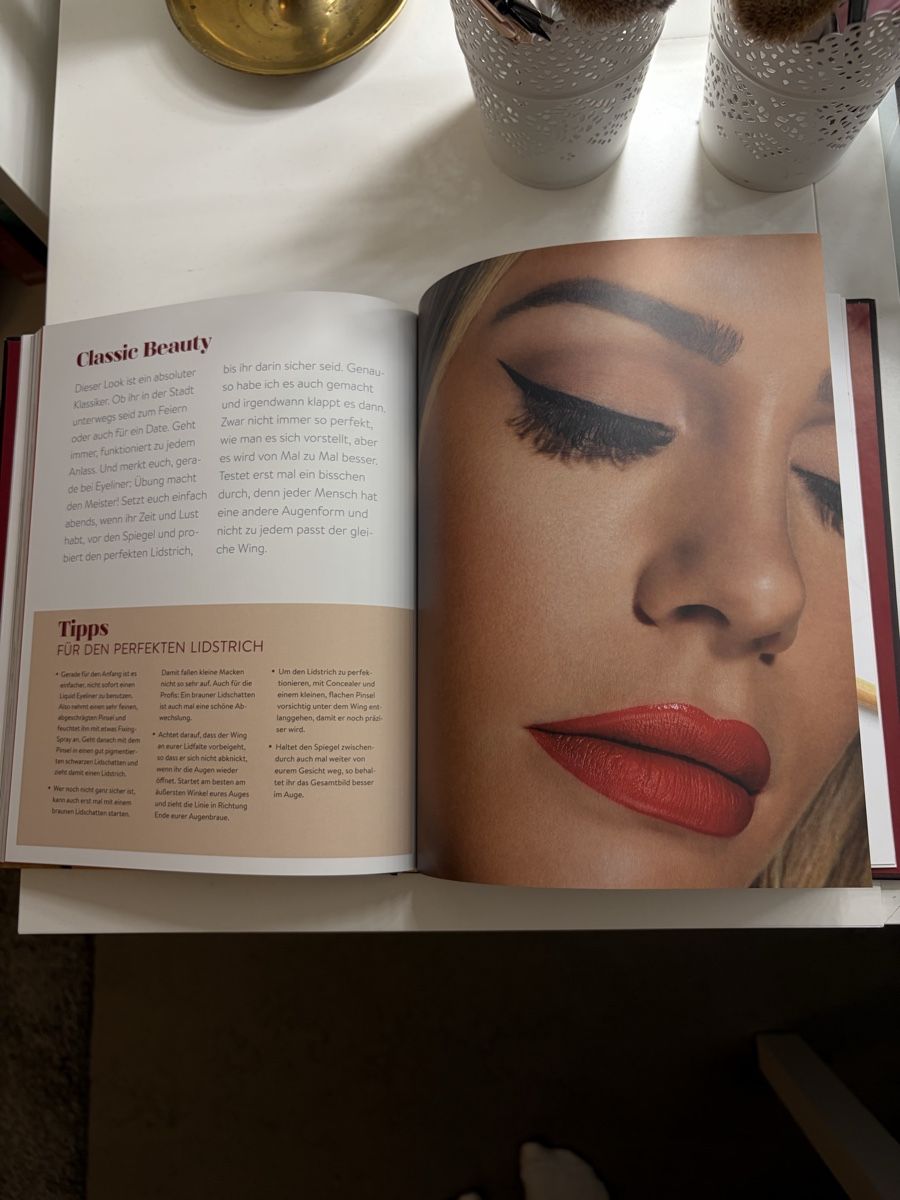 Libri: Make Up Buch von Mrs Bella – Nuovo (secondo la descrizione) da Unterstammheim venduto da elw_wg5y 2
