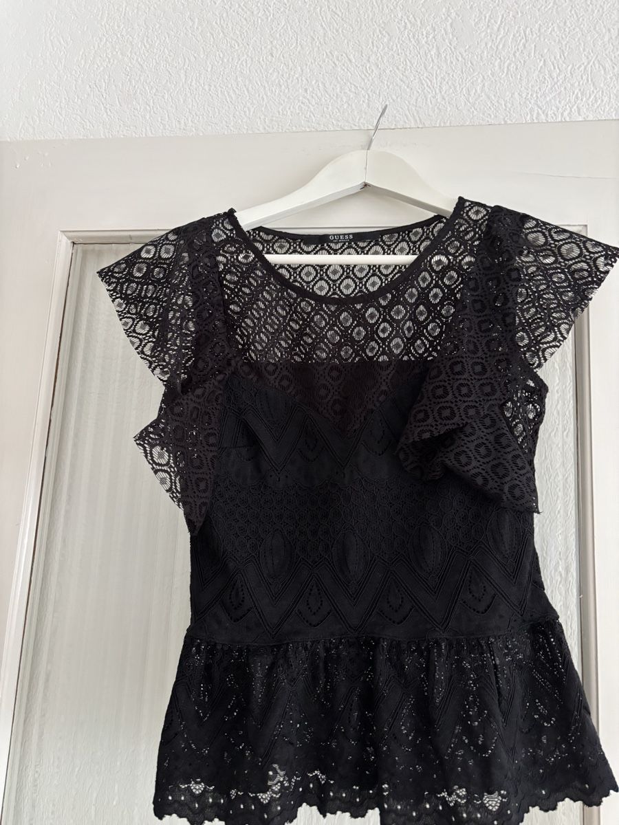 Guess Top: Guess haut taille XS – Nuovo (secondo la descrizione) da Brügg BE venduto da rah_mqh8