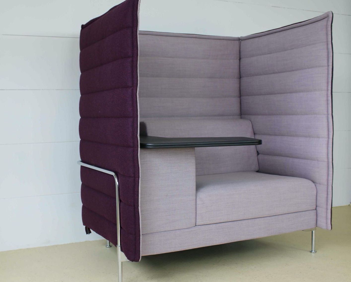 Vitra Divani: Vitra Alcove Work Highback (leicht gebraucht) – Usato da Wädenswil venduto da Riseon_Power 8