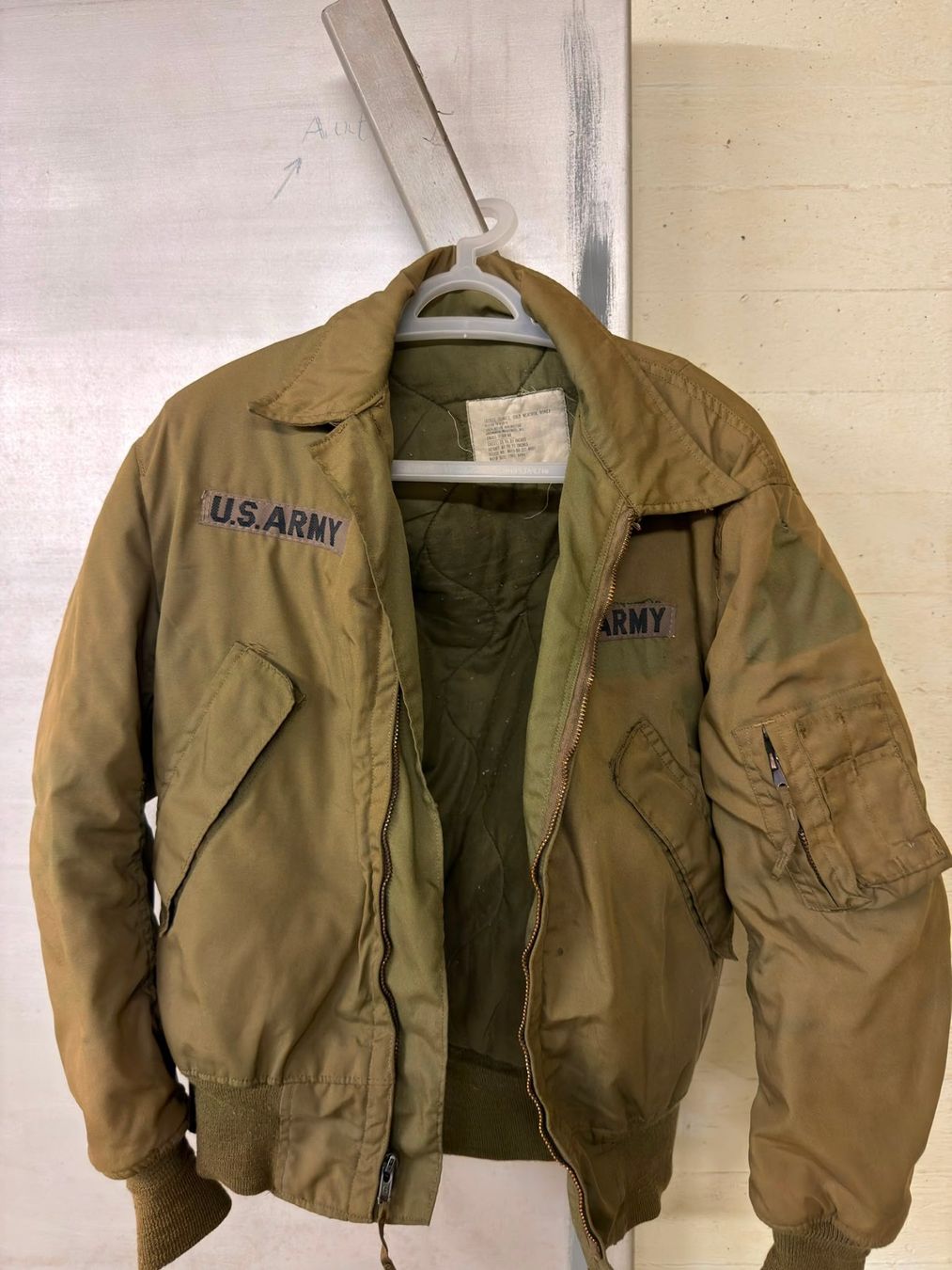 Giacche: U.S. ARMY Jacke, vermutlich Original, Grösse S, gebraucht – Nuovo (secondo la descrizione) da Schlieren venduto da Stadtammannamt_8952