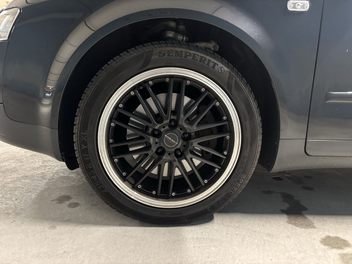 Audi Autos: A4 B6 3.0 V6 – D'occasion à Einsiedeln par bor_rxm8 4