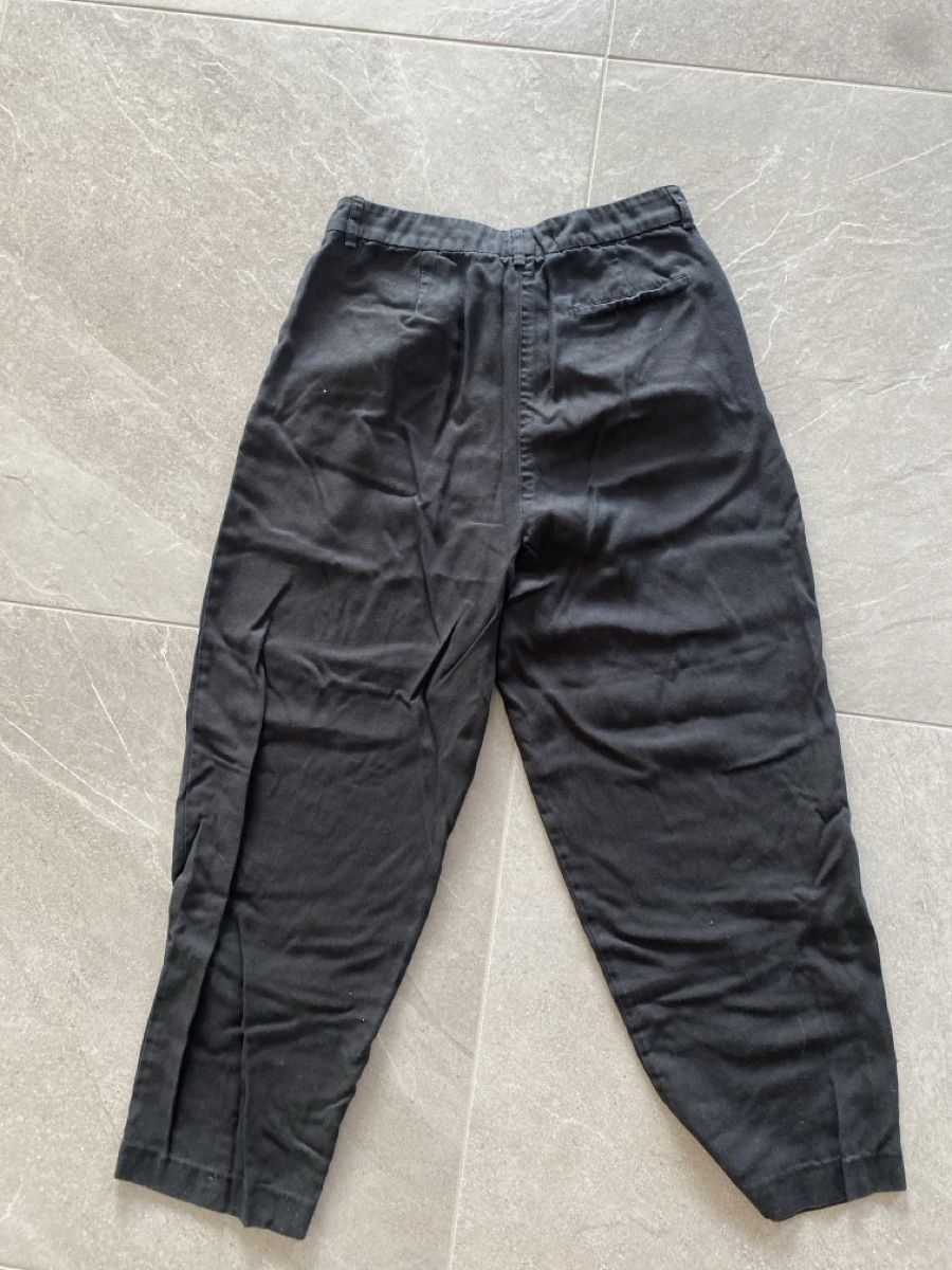 Armedangels Pantaloni: Schwarze Armed Angels Hose – Usato da Flims Dorf venduto da aniska 2