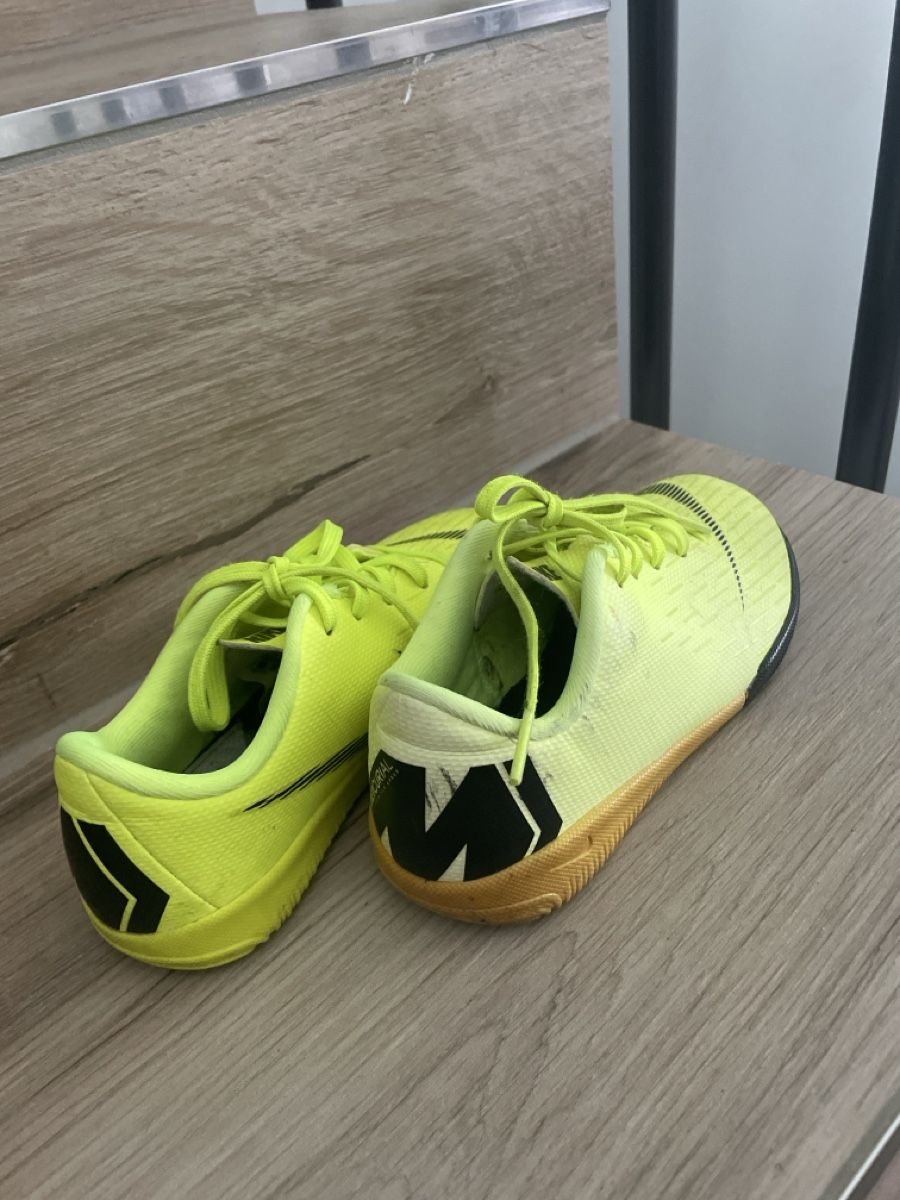 Chaussures garçon: Turnschuhe  – D'occasion à Zunzgen par RajaM 1