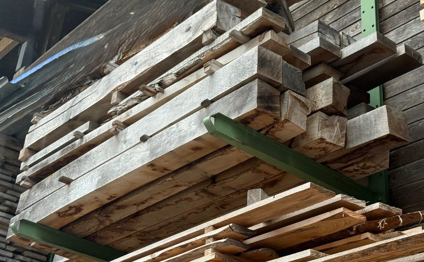 Articoli in legno: Eichenholz / Kirschbaum / Balken / Bohlen / Eiche sägeroh – Nuovo (secondo la descrizione) da Lenggenwil venduto da equus01 1