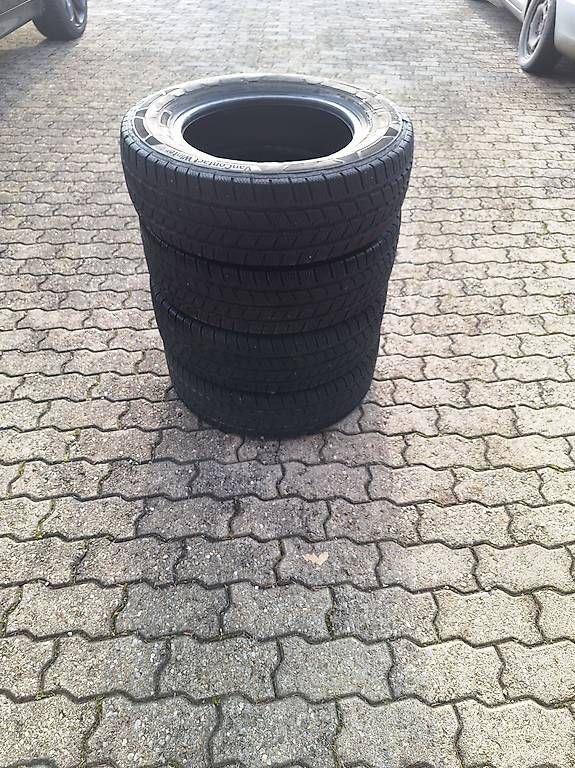 Pneus & Roues: Pneues 195-70-R15C – D'occasion à Uetendorf par Albi125 5