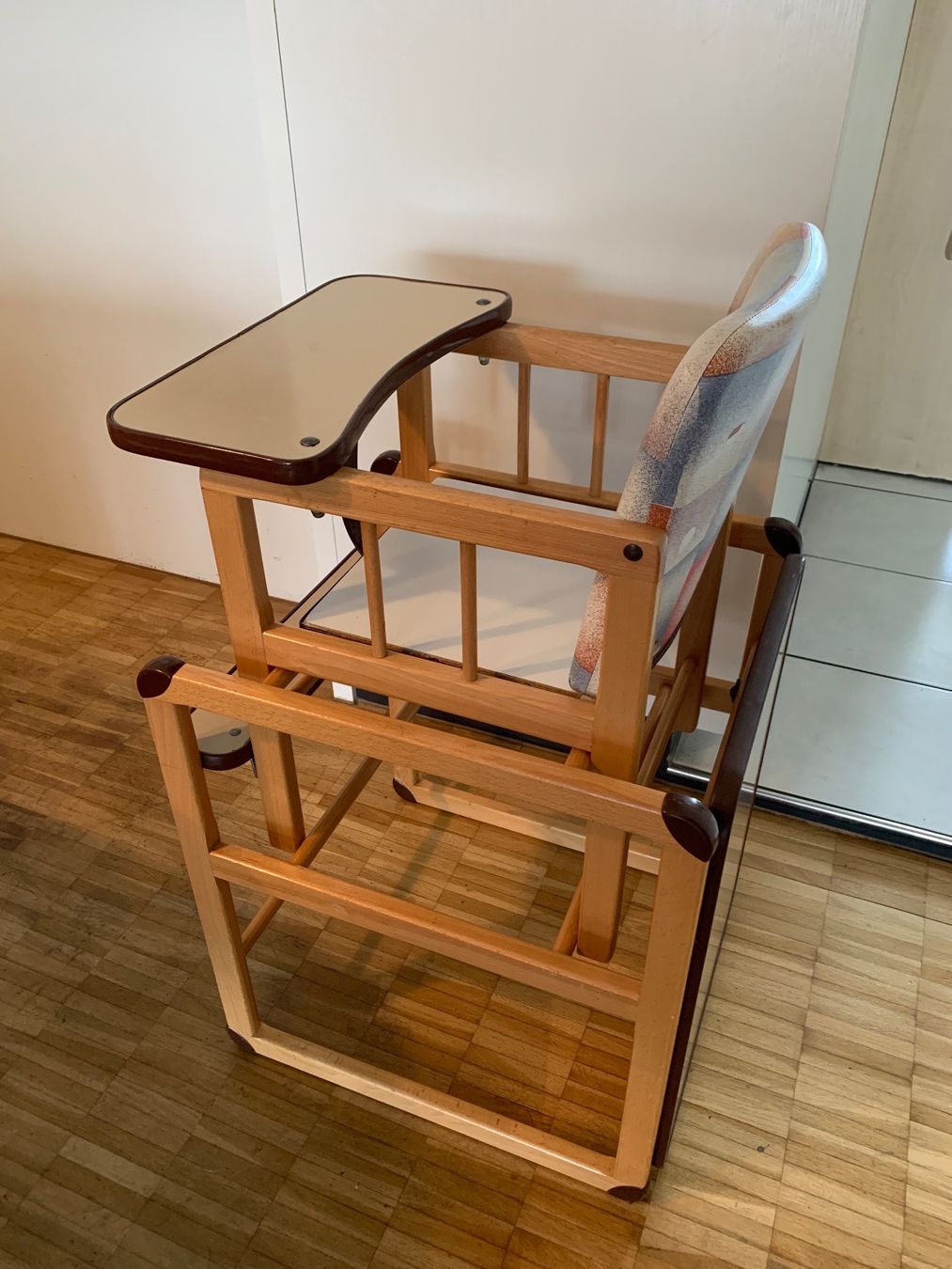 Hochstühle: Kinderstuhl / Hochstuhl mit Tisch – Gebraucht aus Edlibach von RUW19 3