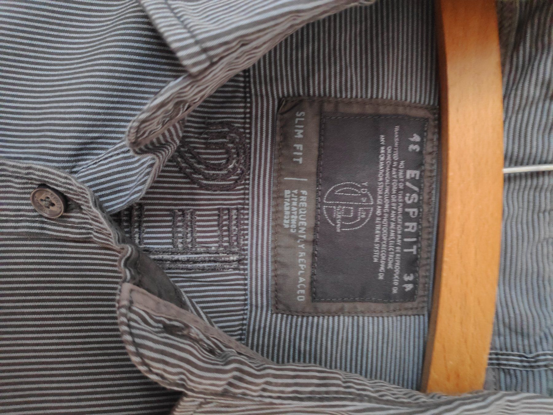Hemden: Chemise pour homme Esprit – Gebraucht aus Couvet von fat_kyl7 2