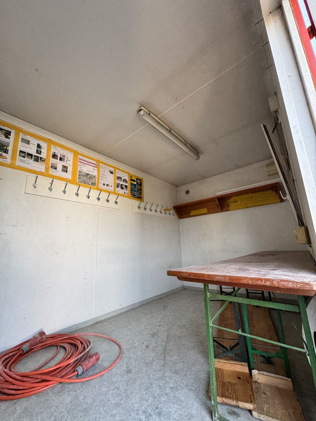 Baucontainer: Mannschaftsbaracke Container gross inkl. Inhalt – Gebraucht aus Hunzenschwil von Zubler_AG_5502 4