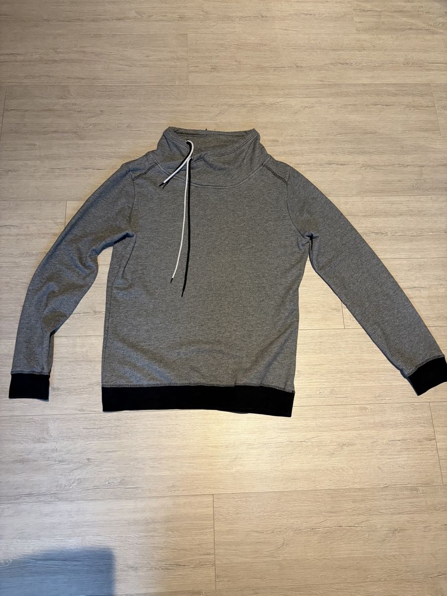 Maglioni & Felpe: Pullover – Usato da Grünenmatt venduto da Hexenzauber