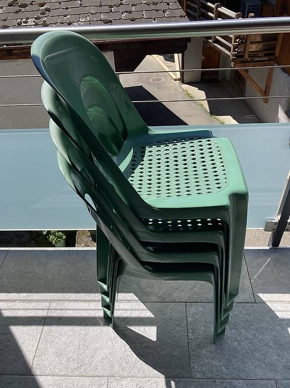 Sedie: Chaises de jardin empilables. – Usato da Salvan venduto da Janecarlo 3