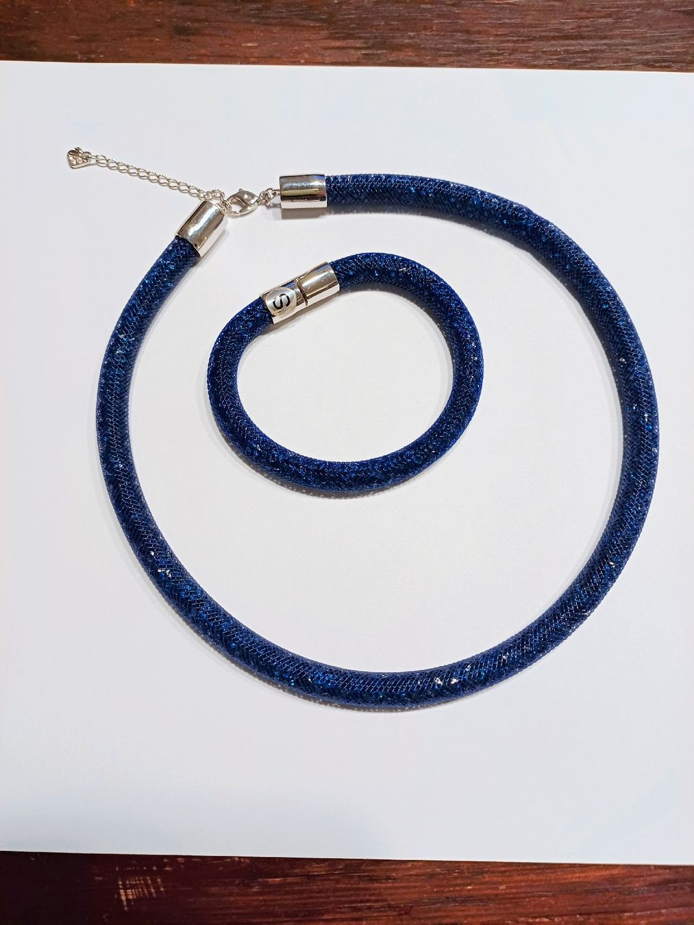 Swarovski Sonstiger Schmuck: Halskette u. Armkette, Swarovski, dunkelblau – Gebraucht aus Niederuzwil von wolkenlos80