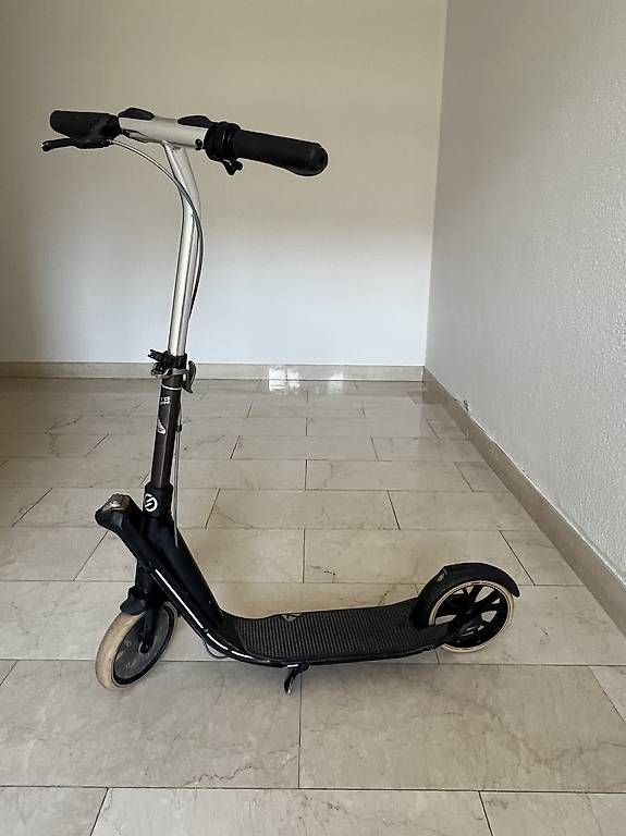 Kickboard: Monopattino OXELO Town – Usato da Origlio venduto da Elicius