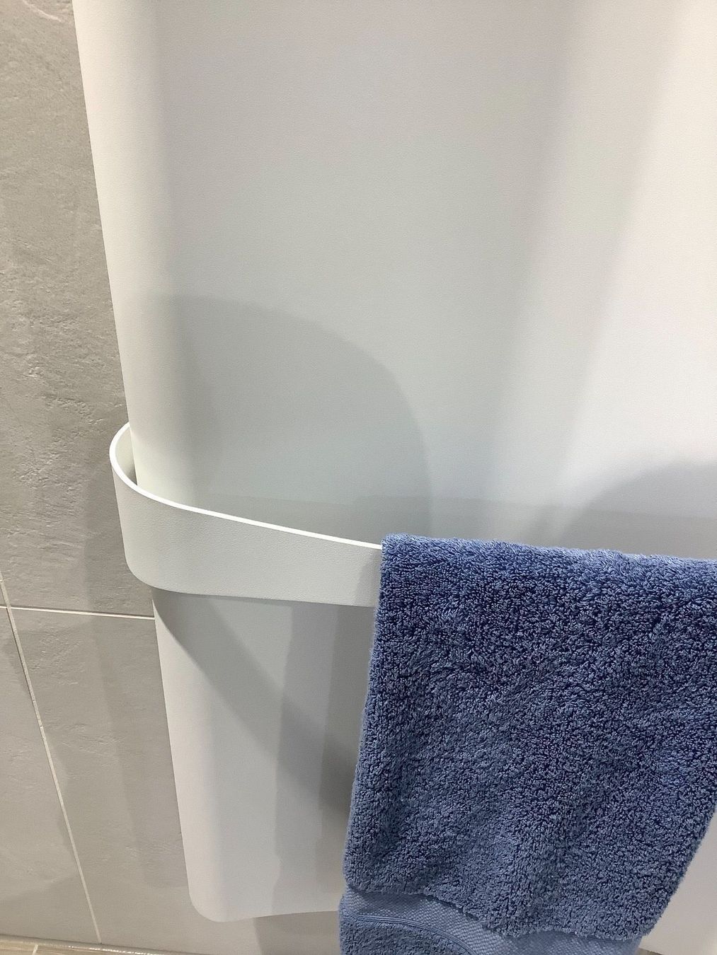 Mobili per bagno: Badheizkörper Caleido Elektrisch – Nuovo (secondo la descrizione) da Amriswil venduto da deluxe_bad 2