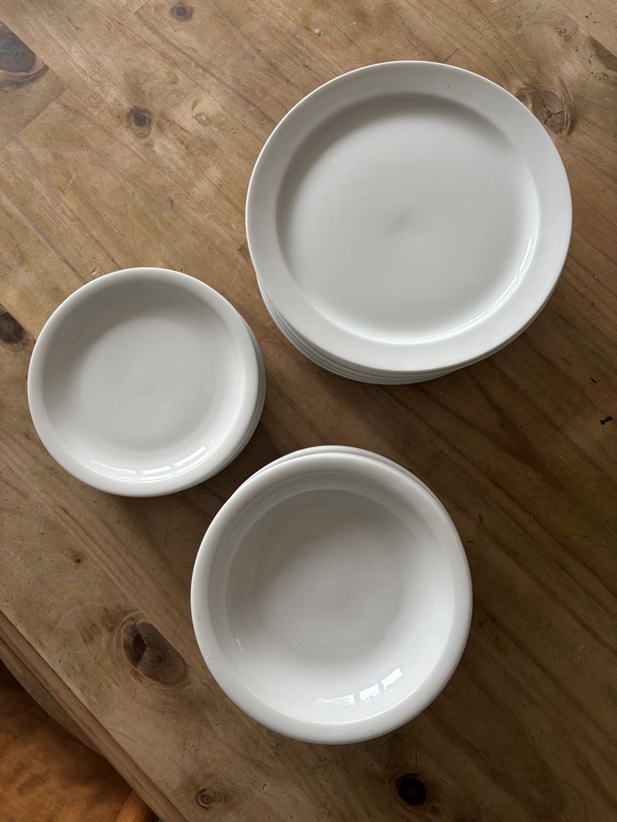 Assiettes: 22 teiliges Tellerset – D'occasion à Luzern par THINGS-11 1