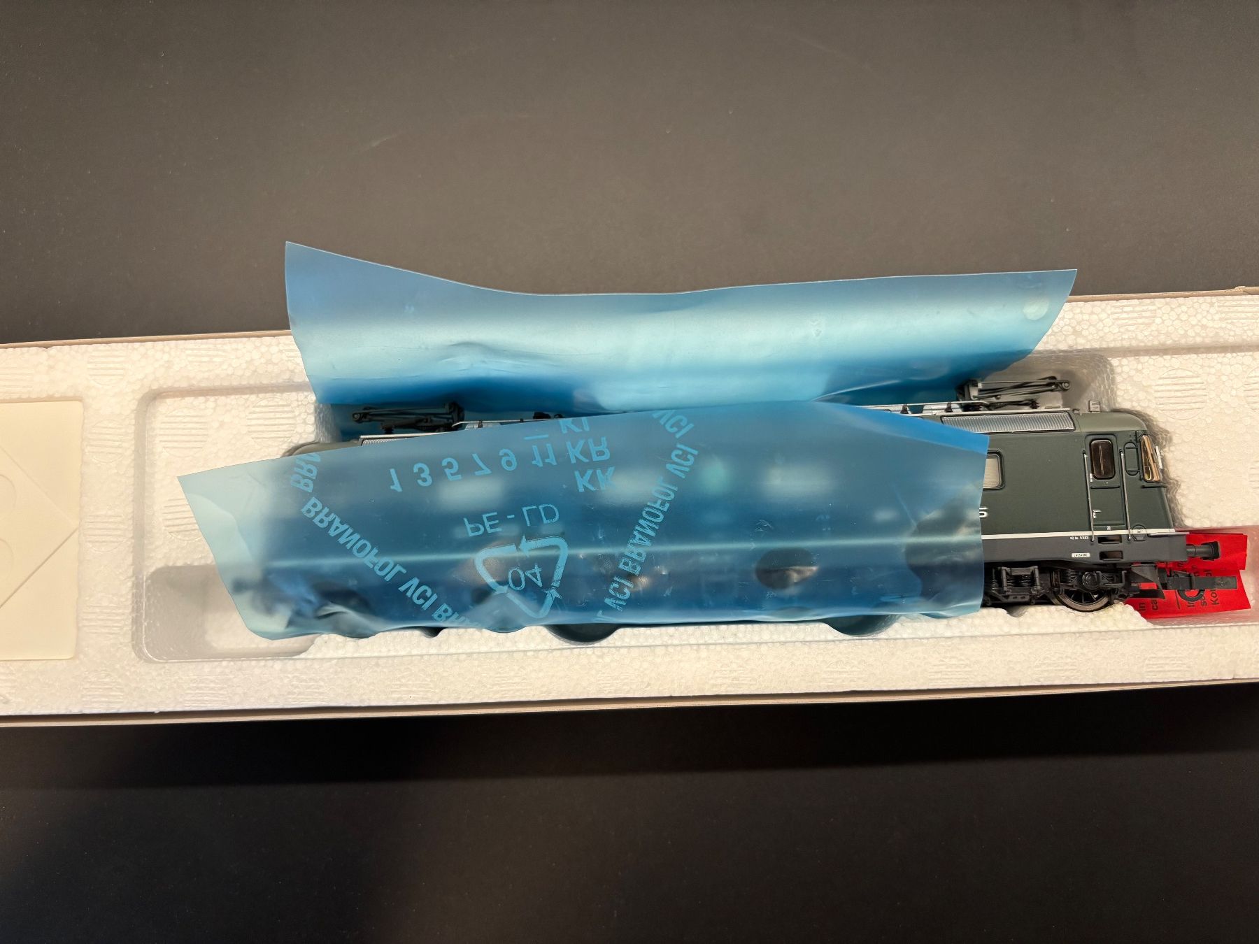 Roco Modelleisenbahnen: Roco 63731.1 Re 6/6 11644 Cornaux – Neu (gemäss Beschreibung) aus Interlaken von rigoberto0 3