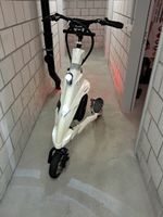 Elektroroller Weiss TOP Zustand für den Sommer! 🛴