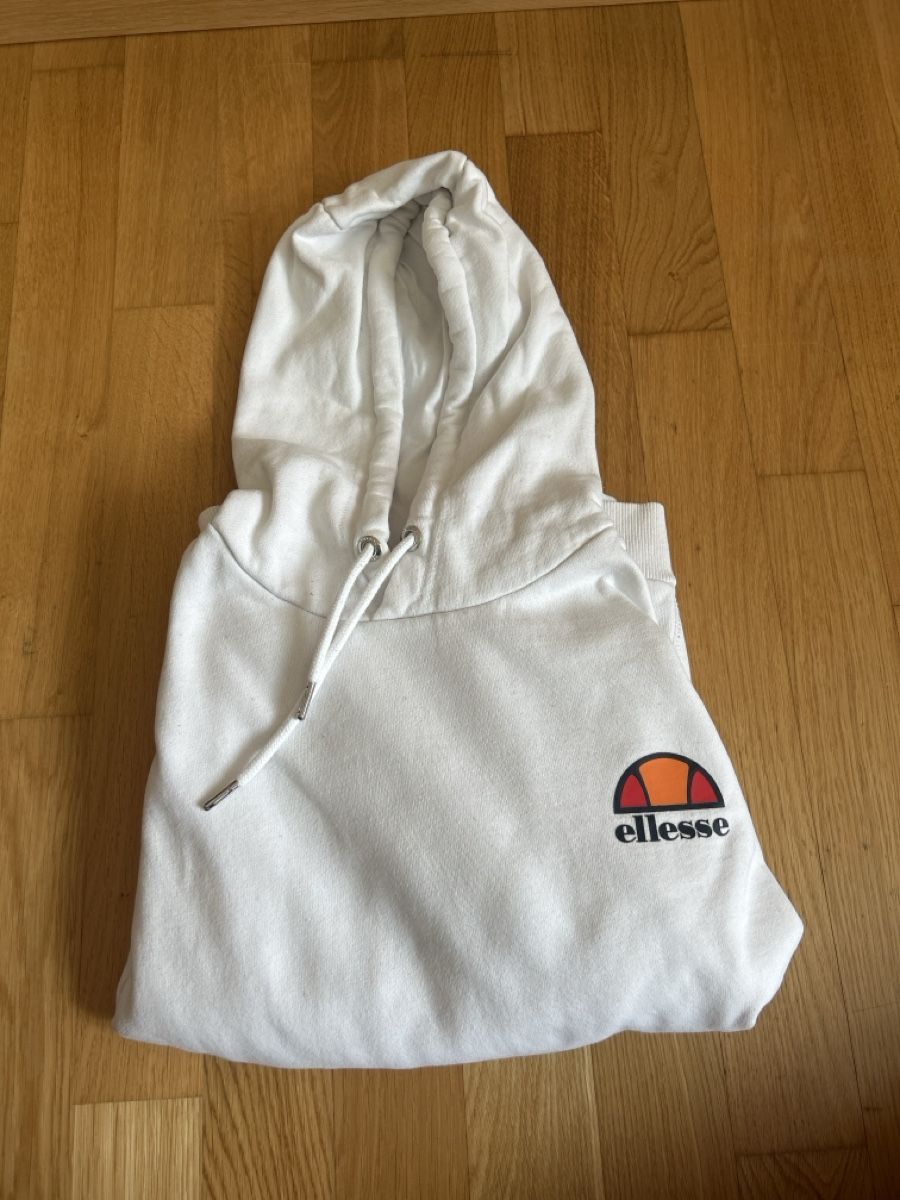Ellesse Pulls & Sweat-shirts: Pullover Ellesse – D'occasion à Alterswil FR par kat_cfw8