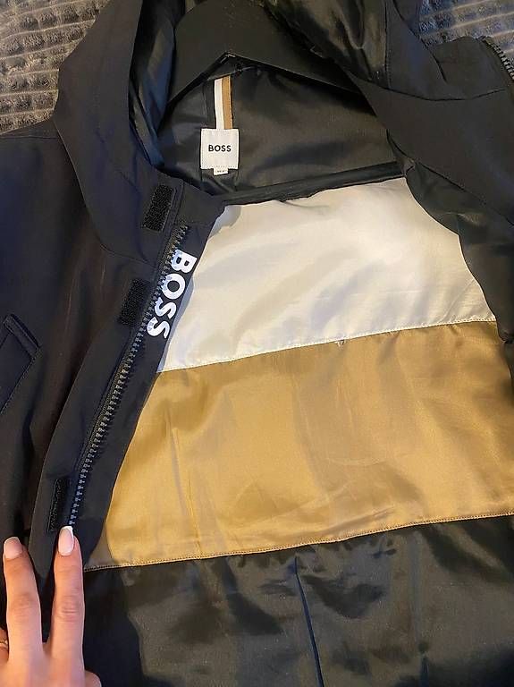 Giacche & Cappotti: Veste pour les garçons Boss – Usato da Bulle venduto da Preteni 1