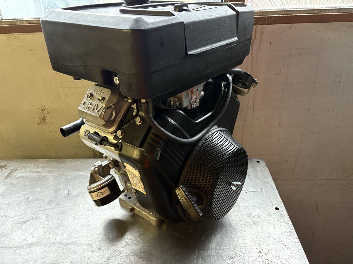 Vanguard Trattori: Briggs Stratton Vanguard 16HP Motor Motormäher Einachser – Usato da Langrickenbach venduto da boss_hoss