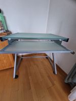 PC-Tisch auf Rollen, ideal für Homeoffice!