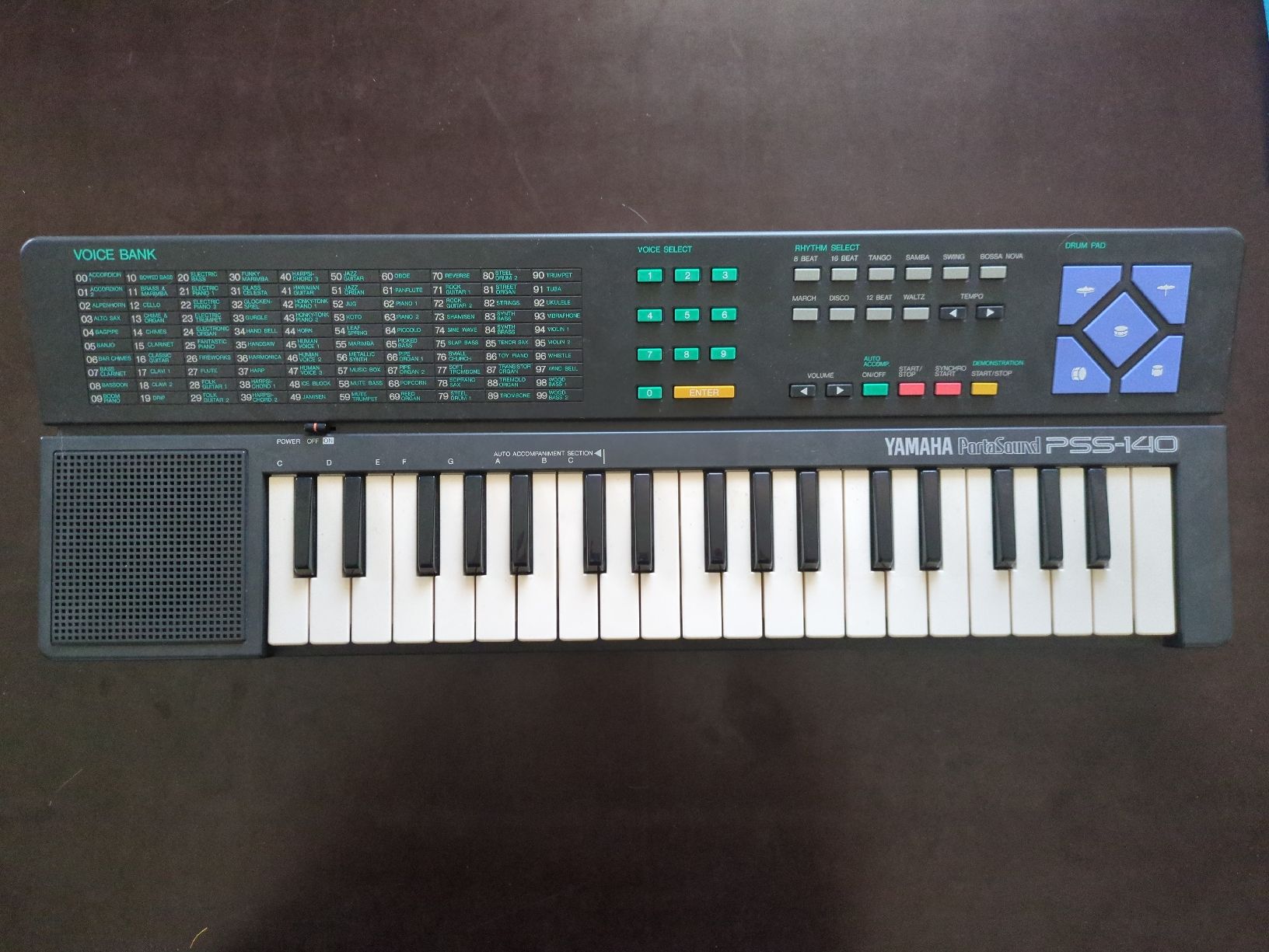 Yamaha Strumenti musicali: Yamaha Portasound PSS-140 Keyboard  – Usato da Bern venduto da han_lx9c