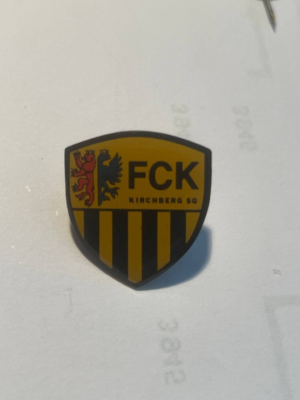 Placchette & Badge: 94. Pin - FC Kirchberg – Usato da Luzern venduto da Irek