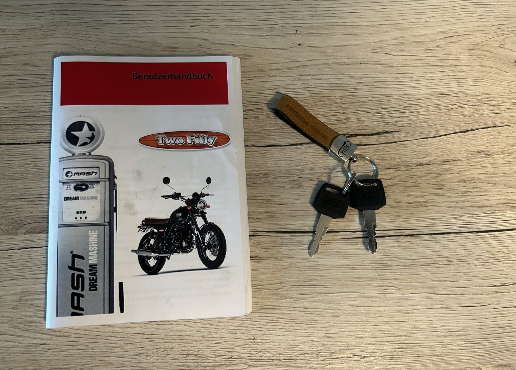 Mash Strada: Mash Two Fifty 250 – Difettoso da Thun venduto da memorynotfound 9
