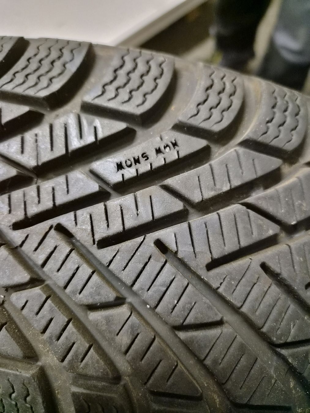 Pneus & Kompletträder: 4 Winterpneu Pirelli – Gebraucht aus Buchrain von Lader-G60 5