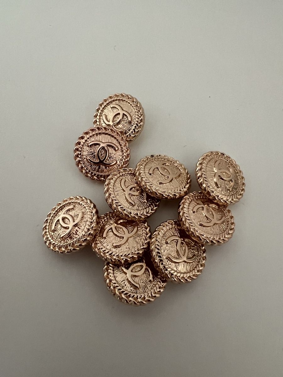 Knöpfe: Chanel buttons 10  – Neu (gemäss Beschreibung) aus Zollikon von jud_cmm9 1