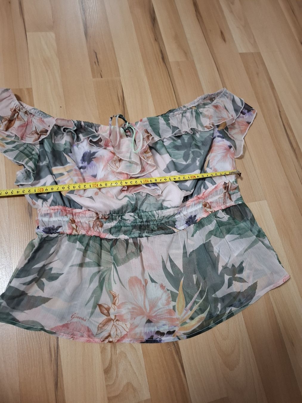Guess Tops: Guess Top  – Neuf (Voir description) à Netstal par Queen37 2