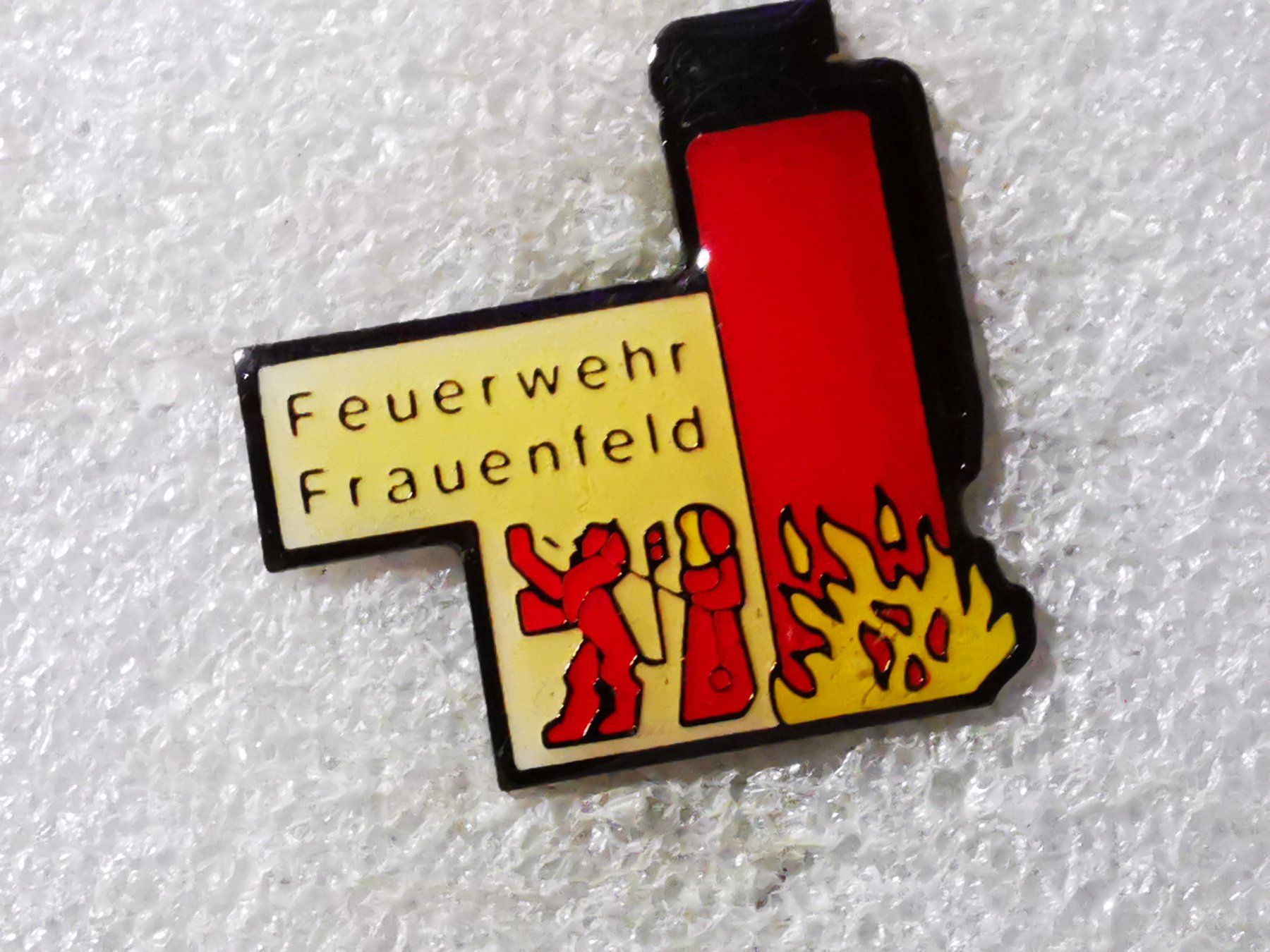 Placchette & Badge: Ansteckpin 89: Feuerwehr – Usato da Oppligen venduto da Pin-Fall-Shop