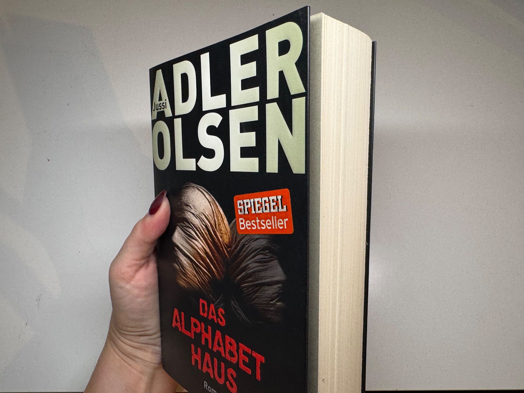 Libri: ROMAN: Adler Olsen, Das Alphabet Haus – Usato da Grosswangen venduto da Deutsche_Romane 1