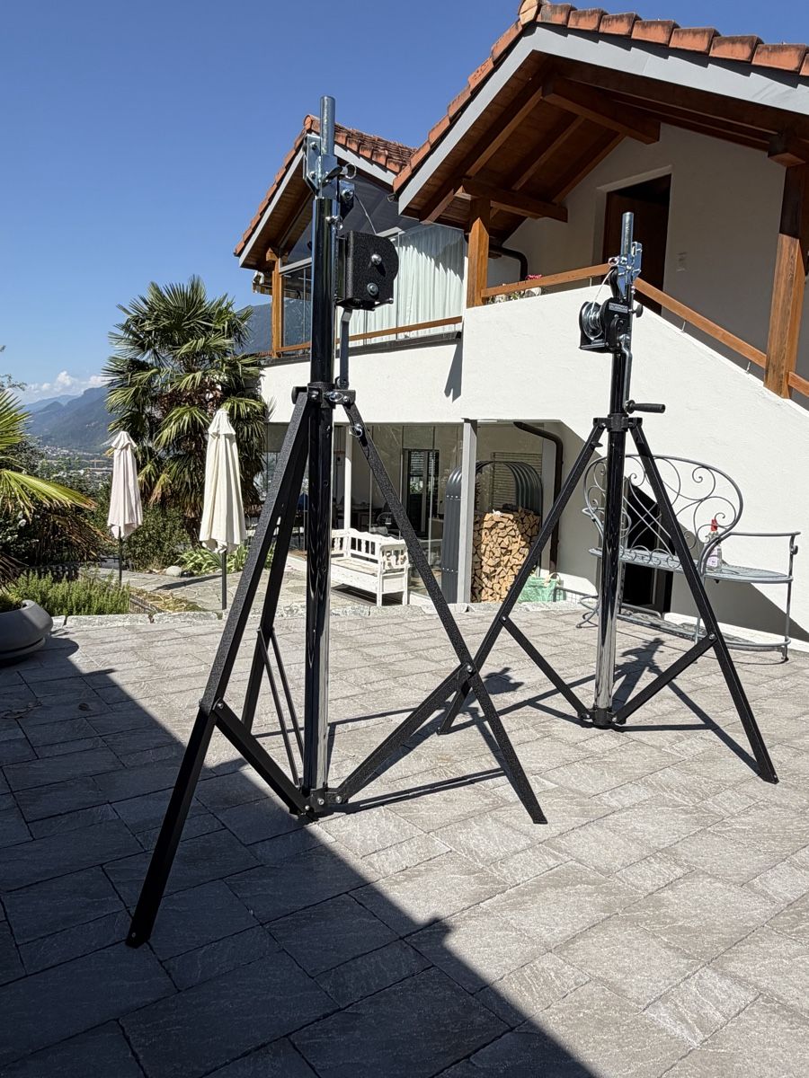 Treppiedi & Teste: Lightmaxx LS-4000 Pro, 2x Wind-Up Stativ, wie neu – Nuovo (secondo la descrizione) da Chur venduto da den_ml2z 5
