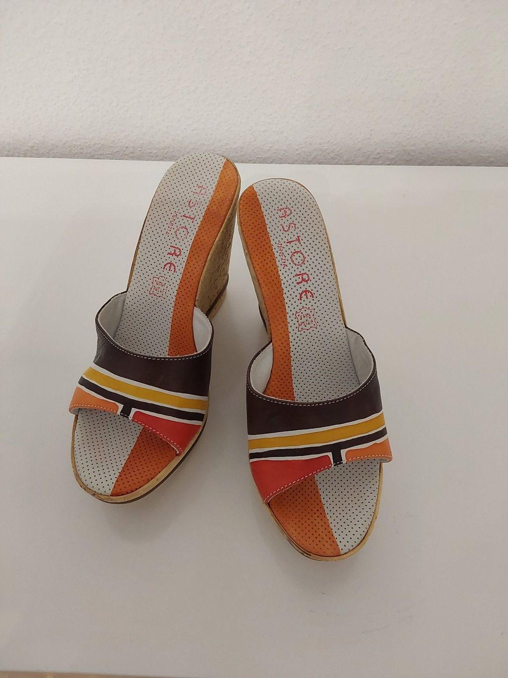 Scarpe da donna: Damen Leder Schuhe ASTORE – Nuovo (secondo la descrizione) da Wallisellen venduto da Wallisellen77