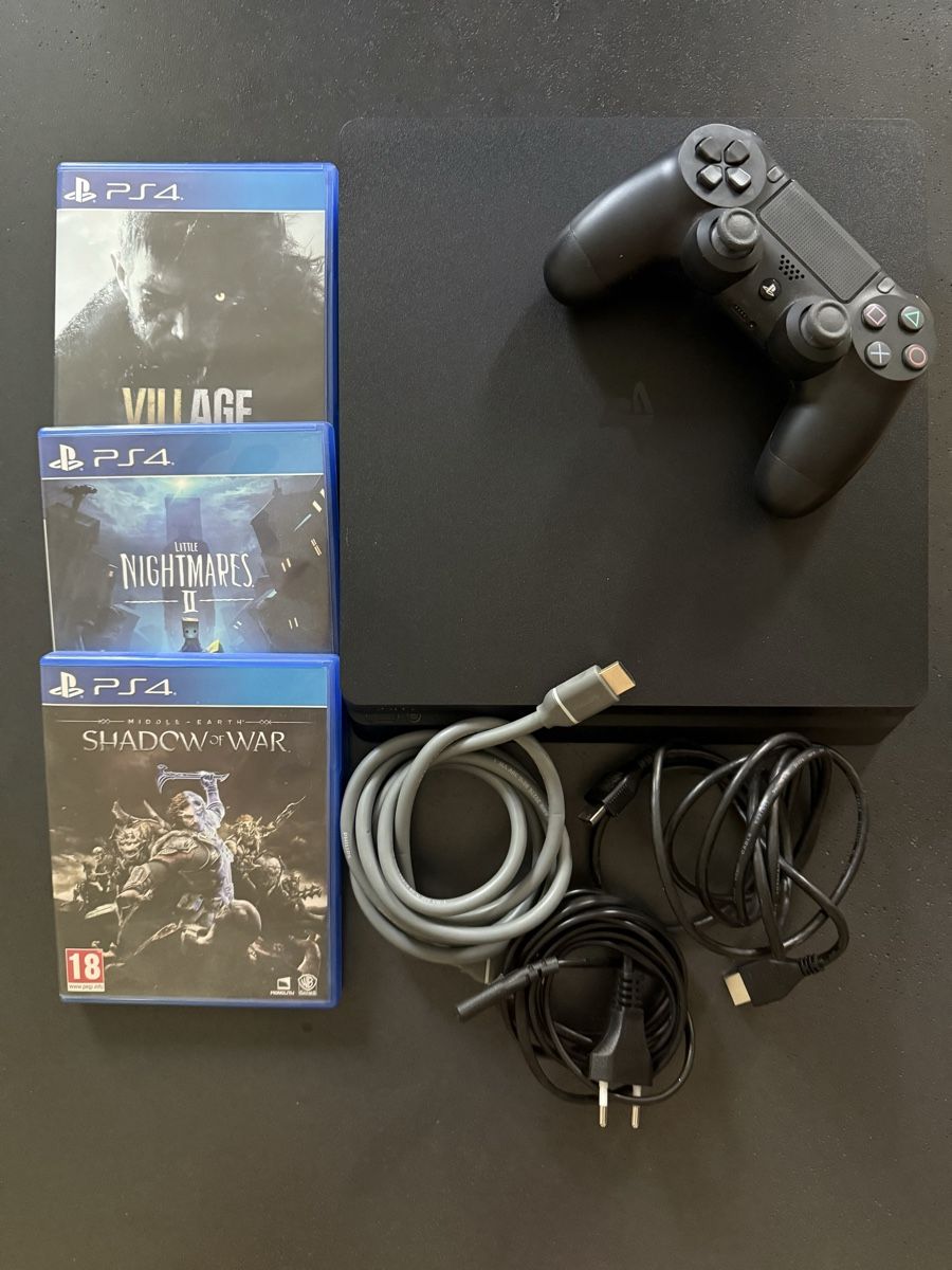 Sony Konsolen: Playstation 4 inkl Spiele – Gebraucht aus Zürich von StarBurn