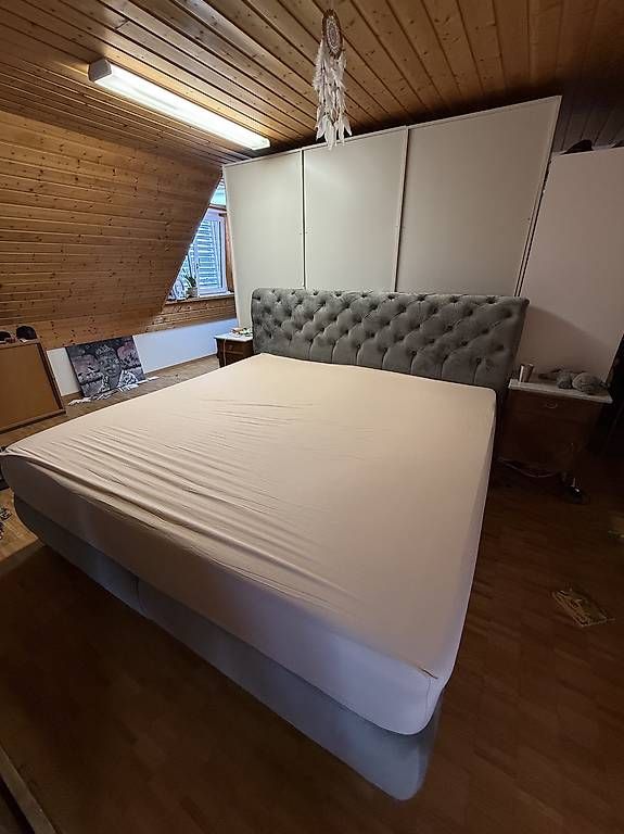 Letti: Boxspringbett 200 × 200 cm – Usato da Mörschwil venduto da sar_cpf9