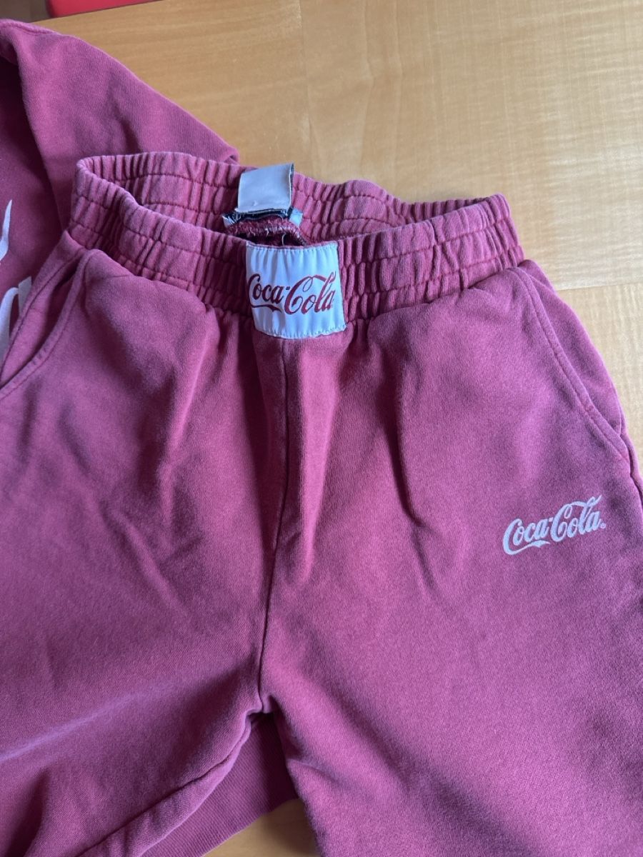 Zara Anzüge & Kostüme: Coca-Cola Trainer Jogging Anzug S  – Gebraucht aus Zürich von Misus.Flohmi 3