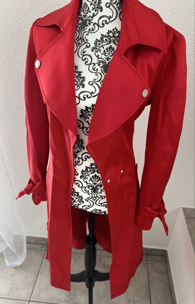 La Perla Mäntel: La Perla Trench-coat rouge,  Taille 38 -40 – Neu (gemäss Beschreibung) aus Forel FR von Papillon2020 1