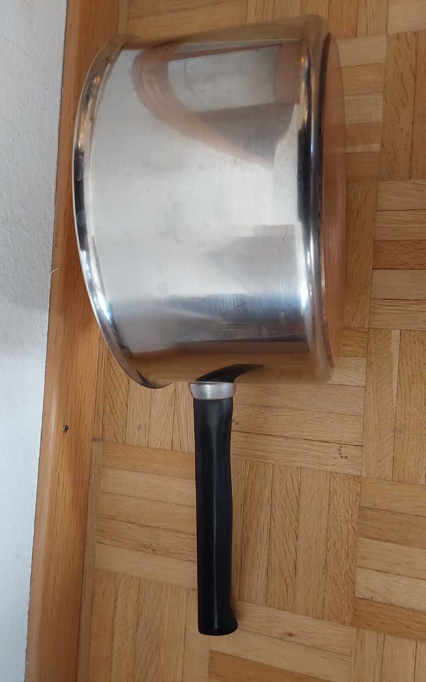 Padelle: Chromstahlpfanne mit Deckel Silcro 22 – Usato da Köniz venduto da scopello12 2