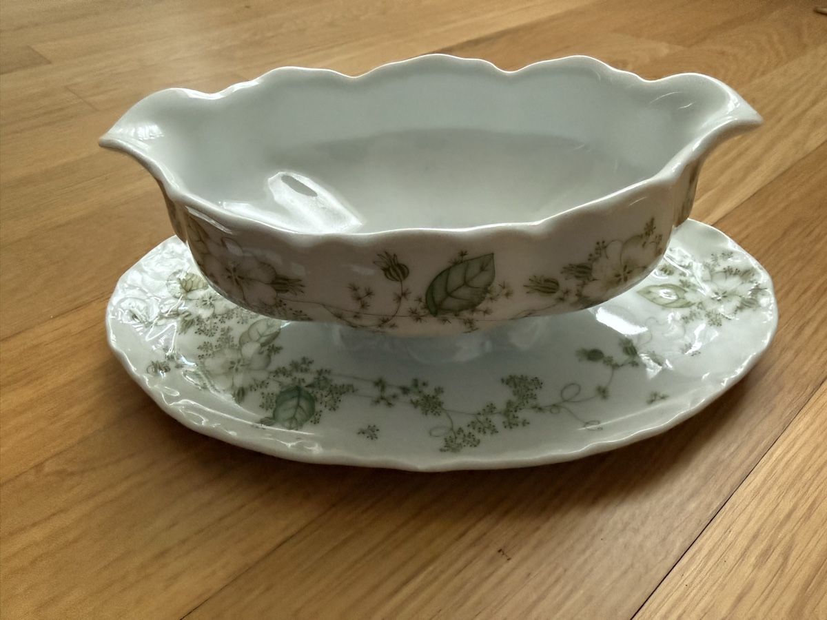 Hutschenreuther Ciotole: Sauciere mit Blumenmuster Hutschenreuther! – Usato da Wil SG venduto da man_jcm5 1