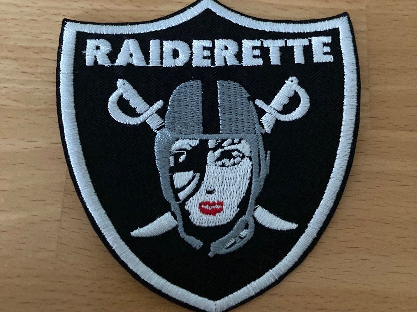 Toppe: NFL Las Vegas Raiders Patch Aufnäher Sticker – Nuovo (secondo la descrizione) da Horn venduto da abutre72