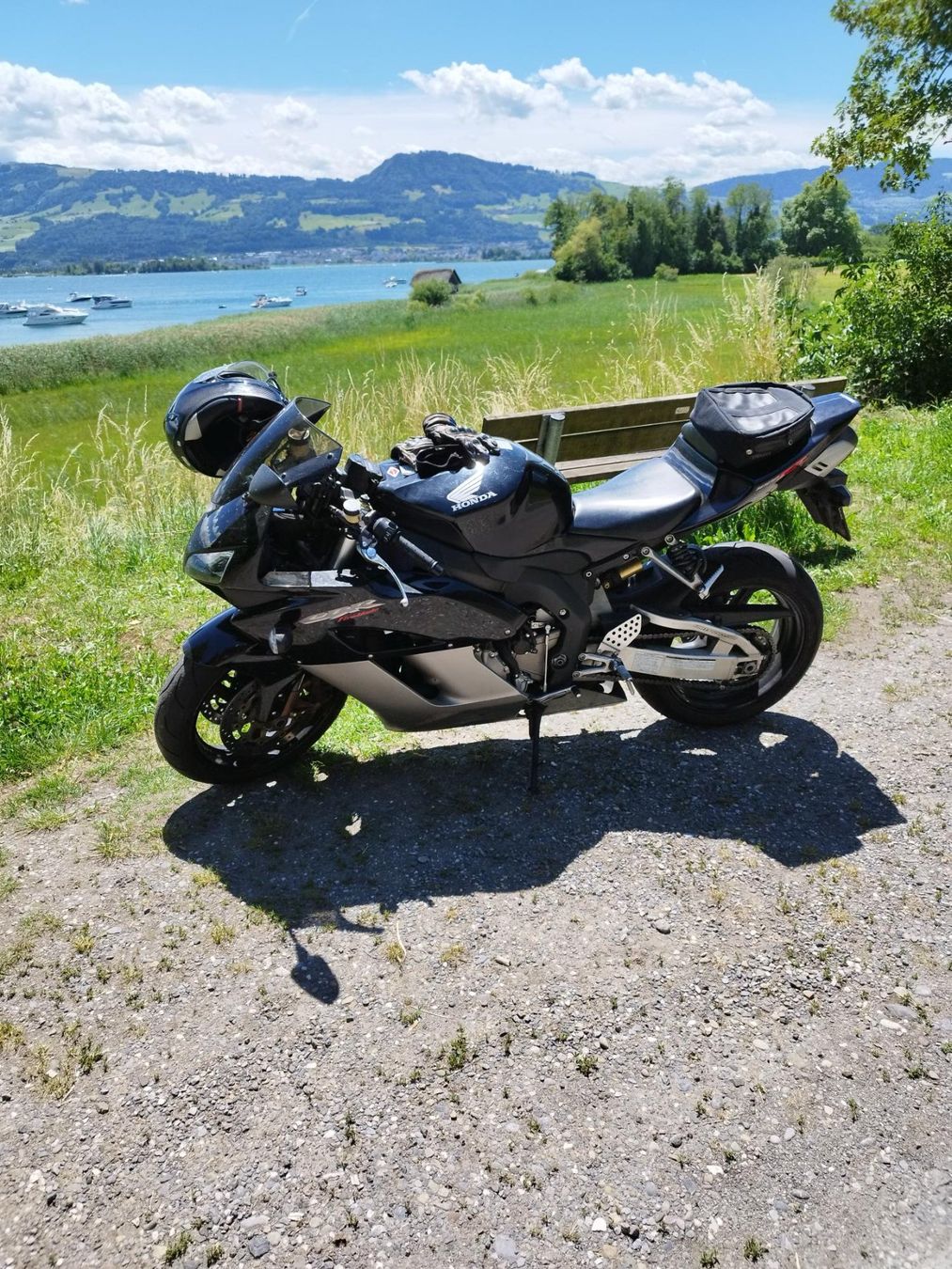 Honda Strada: Honda CBR 1000 RR SC57 – Usato da Zürich venduto da Speedboat